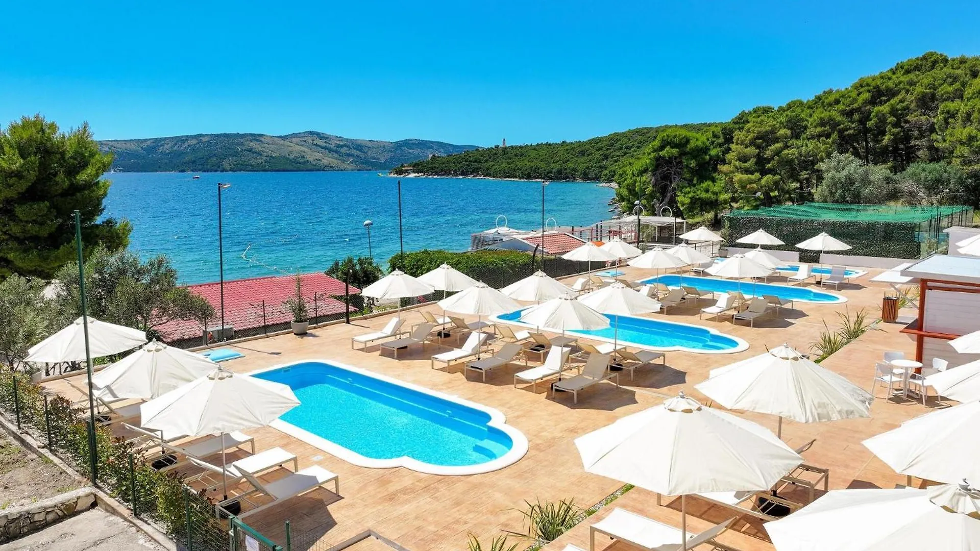Apartments Medena In Seget Donji, Trogir With Pools