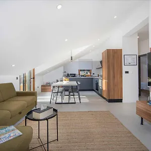  Appartement Oleander Urban Suites, High-speed Internet, At 250, Pet Friendly