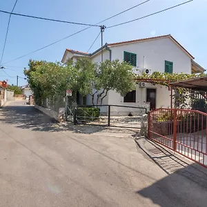 And Ruza Apartment